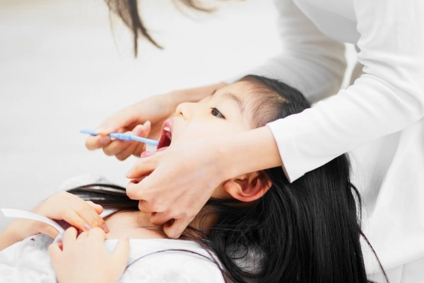 子どもと大人で歯科治療は違うの？